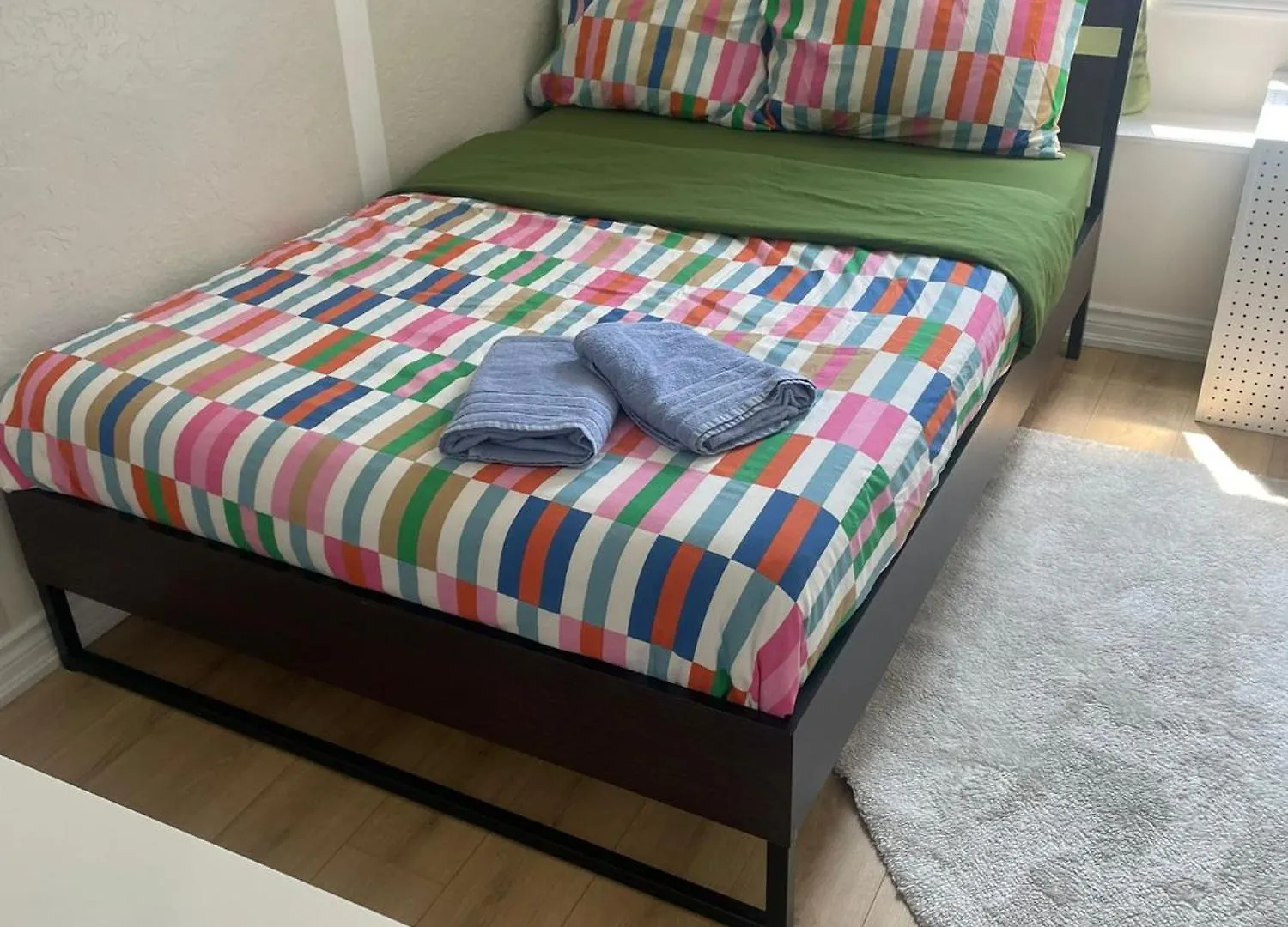 Bloor & Spadina Stay- Walk To Subway, Eaton Centre, And Night Life Toronto Homestay szállás